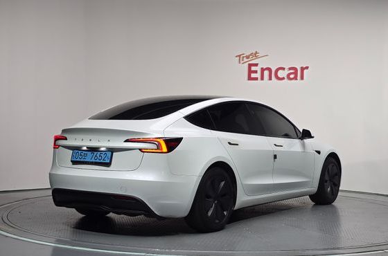 Tesla Model 3 RWD — пробег 34 321 км — фото 2 из 5