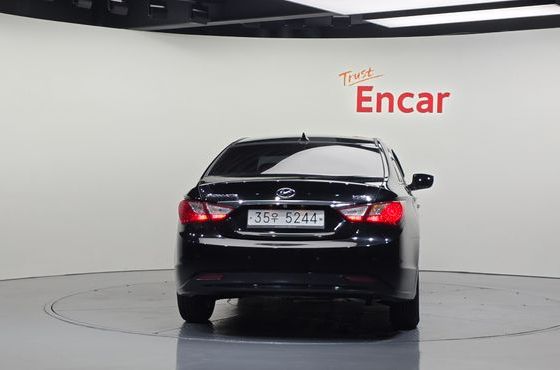 Hyundai Sonata LPI Premier — пробег 136 015 км — фото 4 из 5
