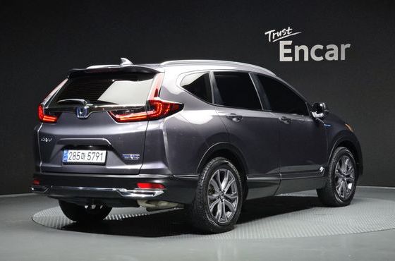 Honda CR-V 2.0 Hybrid Touring 4WD — пробег 85 847 км — фото 2 из 5