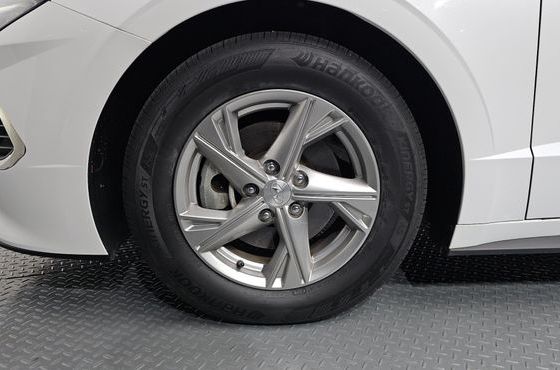 Hyundai Sonata 2.0 Premium — пробег 28 257 км — фото 5 из 5