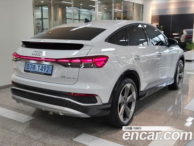 Audi Q4 e-tron 45 Premium Sportback — пробег 2 514 км — фото 2 из 5