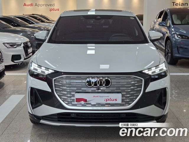 Audi Q4 e-tron 45 Premium Sportback — пробег 2 514 км — фото 3 из 5