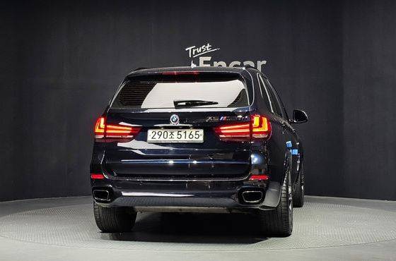 BMW X5 xDrive M50d — пробег 123 706 км — фото 4 из 5