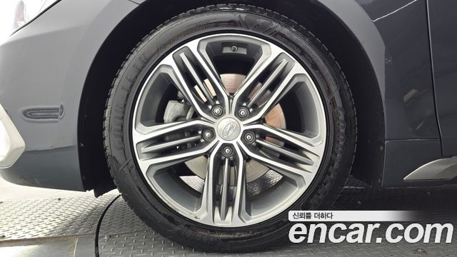 Hyundai Grandeur из Кореи Encar