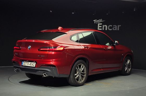 BMW X4 xDrive20d M Sport — пробег 105 363 км — фото 2 из 5