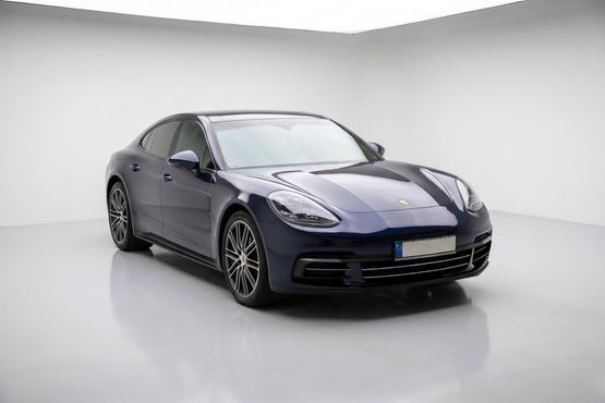 Porsche Panamera 3.0 AWD — пробег 74 980 км — фото 2 из 5