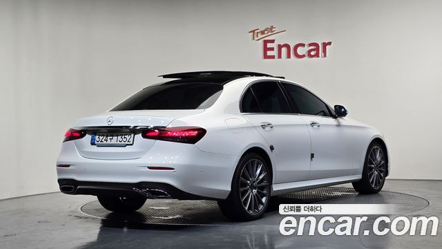 Mercedes-Benz E-Class из Кореи Encar