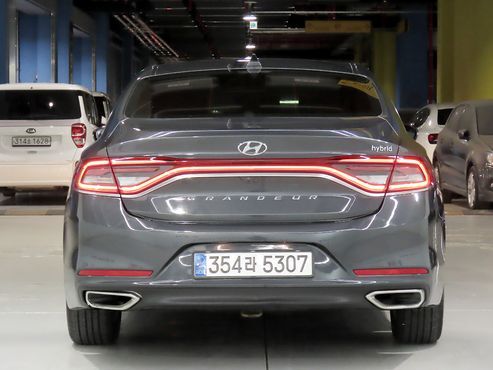 Hyundai Grandeur Premium — пробег 127 315 км — фото 4 из 5