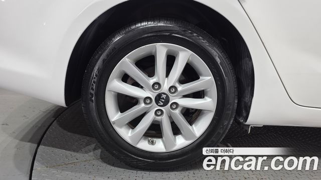 Kia K3 из Кореи Encar