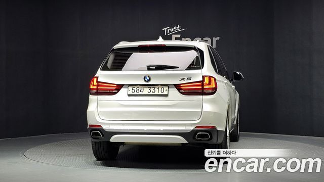 BMW X5 xDrive 30d — пробег 114 452 км — фото 4 из 5