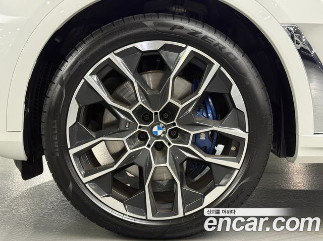 BMW X7 xDrive 40i M Sport 6STR — пробег 12 721 км — фото 5 из 5