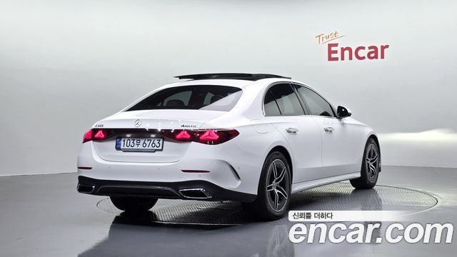 Mercedes-Benz E-Class из Кореи Encar