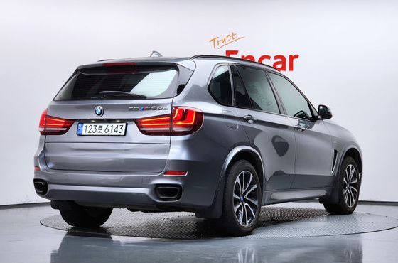 BMW X5 xDrive M50d — пробег 140 831 км — фото 2 из 5