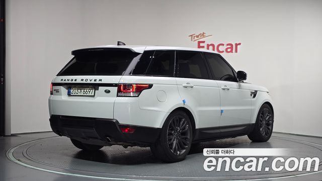 Land Rover Range Rover Sport 3.0 SDV6 HSE Dynamic — пробег 78 542 км — фото 2 из 5