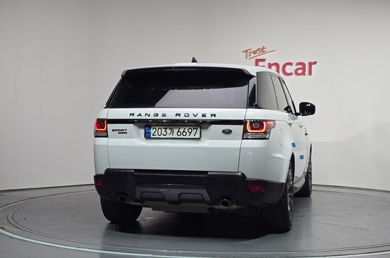 Land Rover Range Rover Sport 3.0 SDV6 HSE Dynamic — пробег 78 542 км — фото 4 из 5
