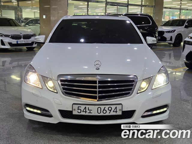 Mercedes-Benz E-Class E250 CDI 4MATIC — пробег 121 404 км — фото 2 из 5