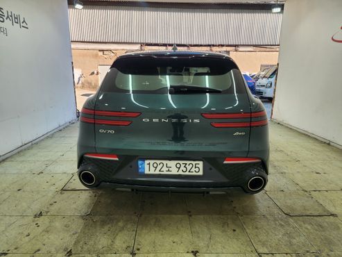 Genesis GV70 2.5T Gasoline AWD — пробег 60 379 км — фото 4 из 5