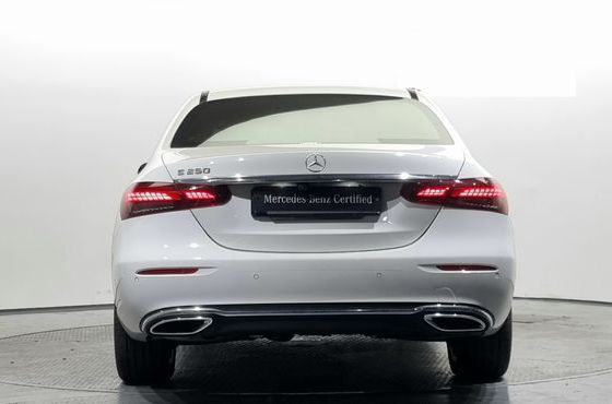 Mercedes-Benz E-Class E250 Exclusive — пробег 14 300 км — фото 5 из 5