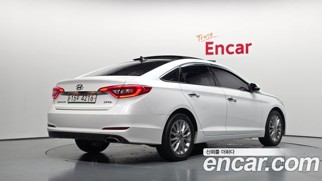 Hyundai Sonata 2.0 Smart — пробег 242 128 км — фото 2 из 5