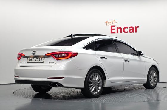 Hyundai Sonata 2.0 Smart — пробег 242 128 км — фото 2 из 5