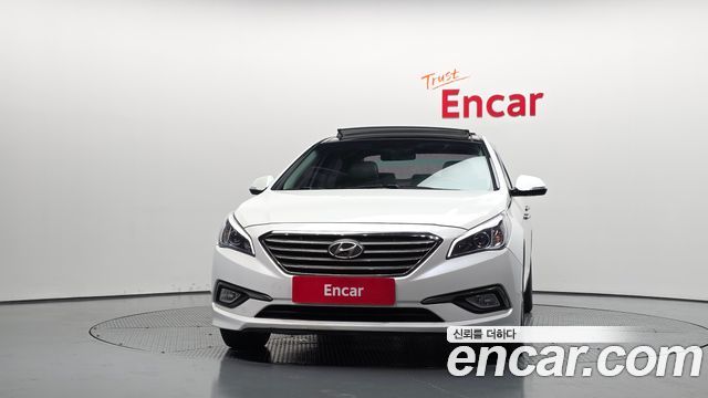 Hyundai Sonata 2.0 Smart — пробег 242 128 км — фото 3 из 5