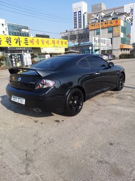 Hyundai Tuscani 2.7 ELISA Red Pack — пробег 124 000 км — фото 5 из 5