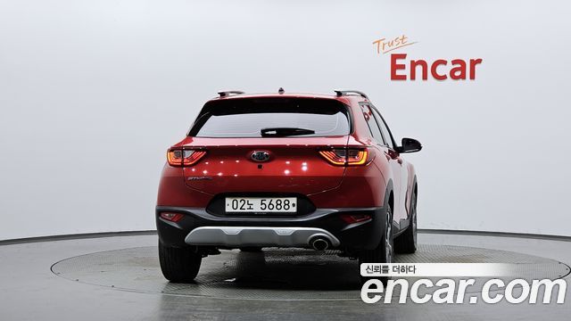 Kia Stonic из Кореи Encar