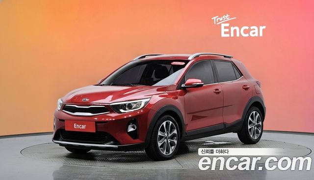 Kia Stonic из Кореи Encar