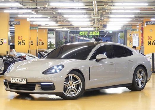 Porsche Panamera 3.0 AWD — пробег 35 000 км — фото 2 из 5