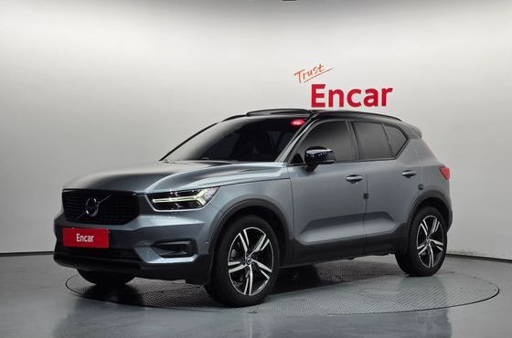 Volvo XC40 T4 R-Design — пробег 151 114 км — фото 1 из 5