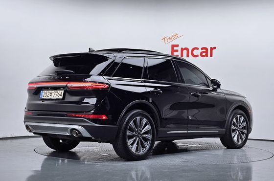 Lincoln Corsair 2.0 Reserve AWD — пробег 92 080 км — фото 2 из 5