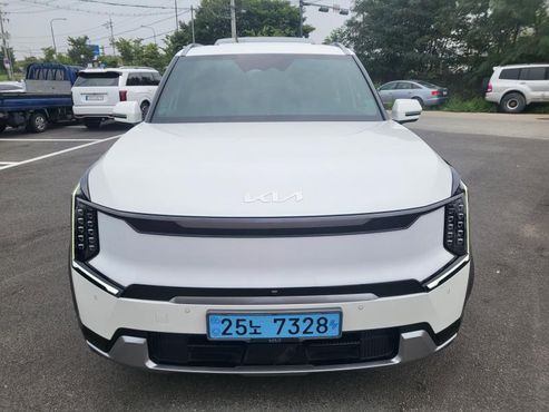 Kia EV9 Long Range 4WD Earth — пробег 39 588 км — фото 1 из 5