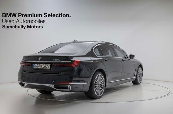 BMW 7-Series 740Li xDrive Design Pure Excellence — пробег 162 100 км — фото 2 из 5