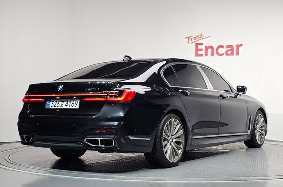 BMW 7-Series 750Li xDrive Luxury — пробег 168 275 км — фото 2 из 5