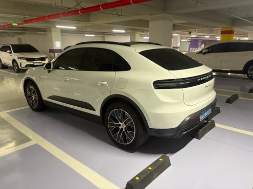 Porsche Macan 4S — пробег 8 600 км — фото 2 из 5