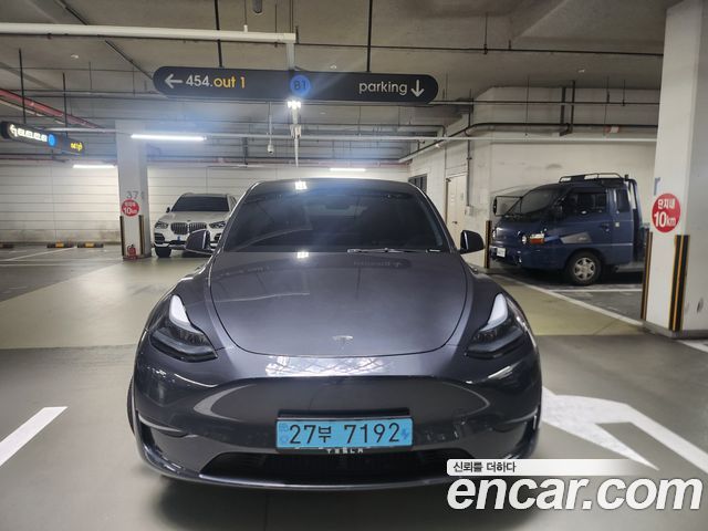 Tesla Model Y RWD — пробег 12 000 км — фото 1 из 5