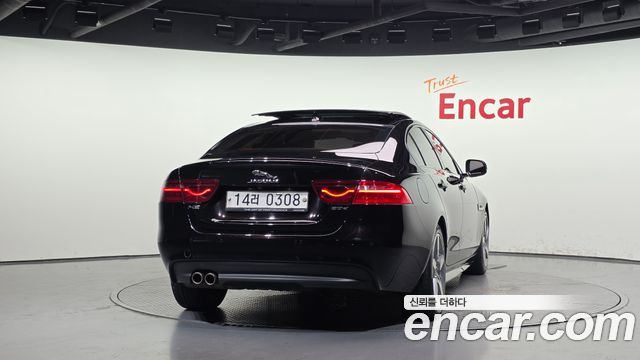 Jaguar XE из Кореи Encar