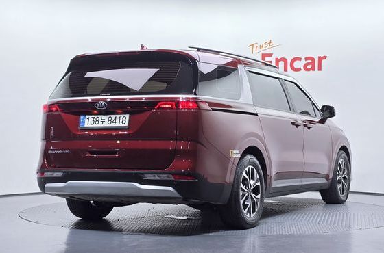 Kia Carnival Diesel 9-Seater Prestige — пробег 43 313 км — фото 2 из 5