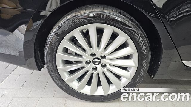 Hyundai Equus из Кореи Encar