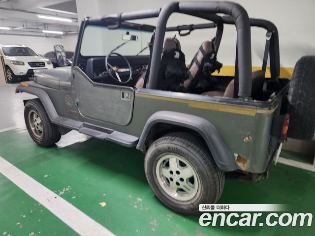 Jeep Wrangler 2.5 — пробег 312 000 км — фото 4 из 5