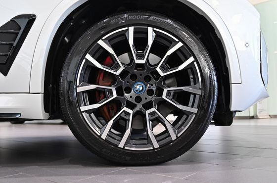 BMW X5 xDrive 50e M Sport — пробег 55 419 км — фото 5 из 5