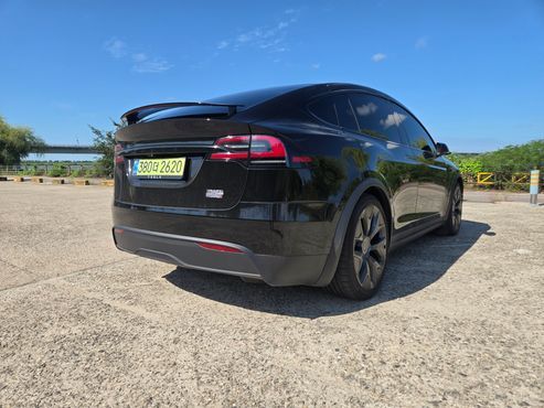 Tesla Model X Plaid — пробег 3 600 км — фото 4 из 5