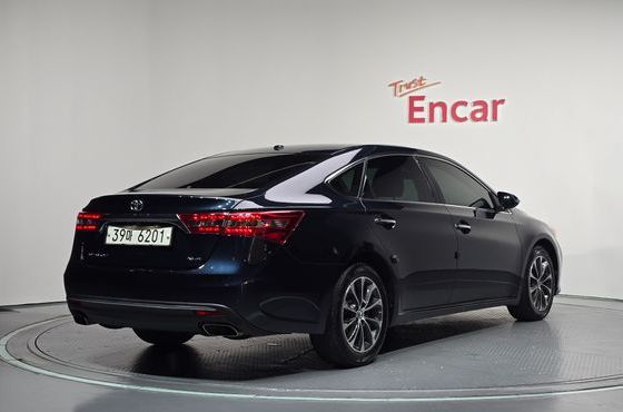 Toyota Avalon Limited — пробег 156 633 км — фото 2 из 5