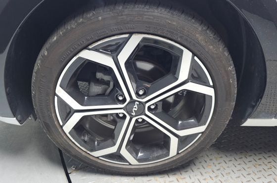 Kia Niro Signature — пробег 62 728 км — фото 5 из 5