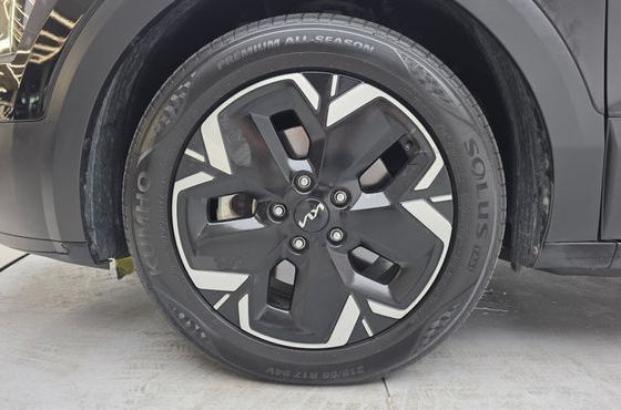 Kia Niro Air — пробег 124 740 км — фото 5 из 5