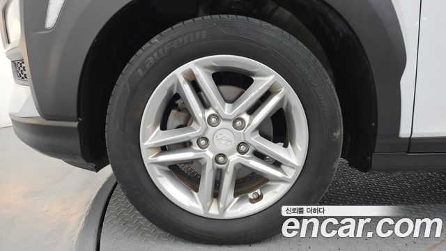 Hyundai Kona из Кореи Encar