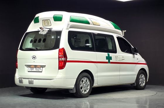 Hyundai Starex Ambulance — пробег 21 853 км — фото 2 из 5