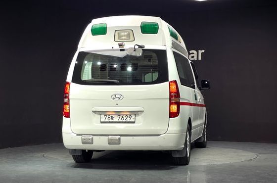 Hyundai Starex Ambulance — пробег 21 853 км — фото 4 из 5