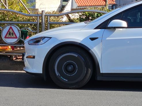 Tesla Model X Plaid — пробег 117 000 км — фото 4 из 5