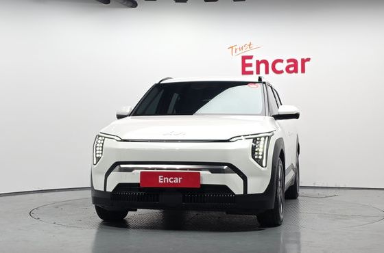 Kia EV3 Long Range 2WD Earth — пробег 3 433 км — фото 3 из 5